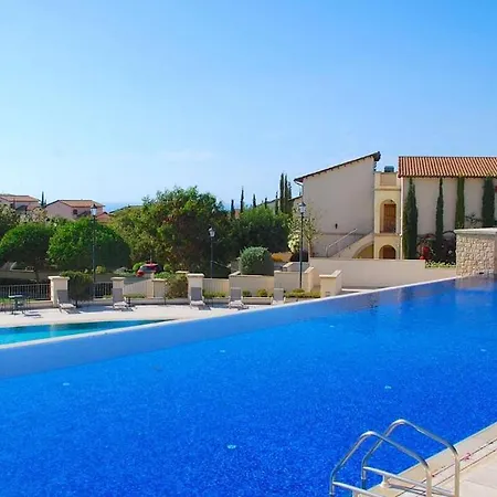 Lovely Ground Floor Medusa In The Heart Of Aphrodite Hills * Kouklia